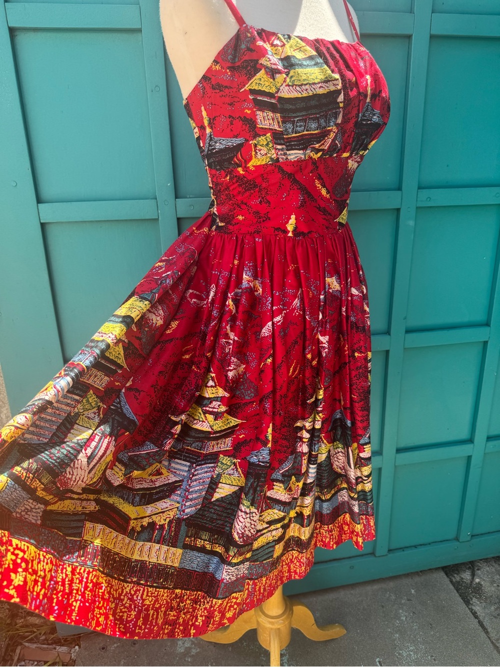 Adorable vintage retro style  cotton sundress with red Pagoda Print !